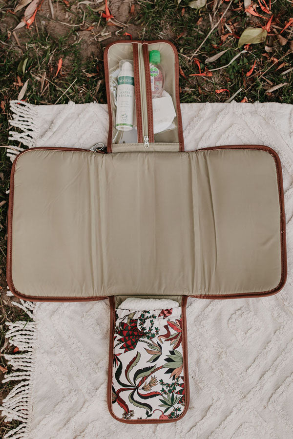 Change Mat Clutch - Jungle Cream/Tan
