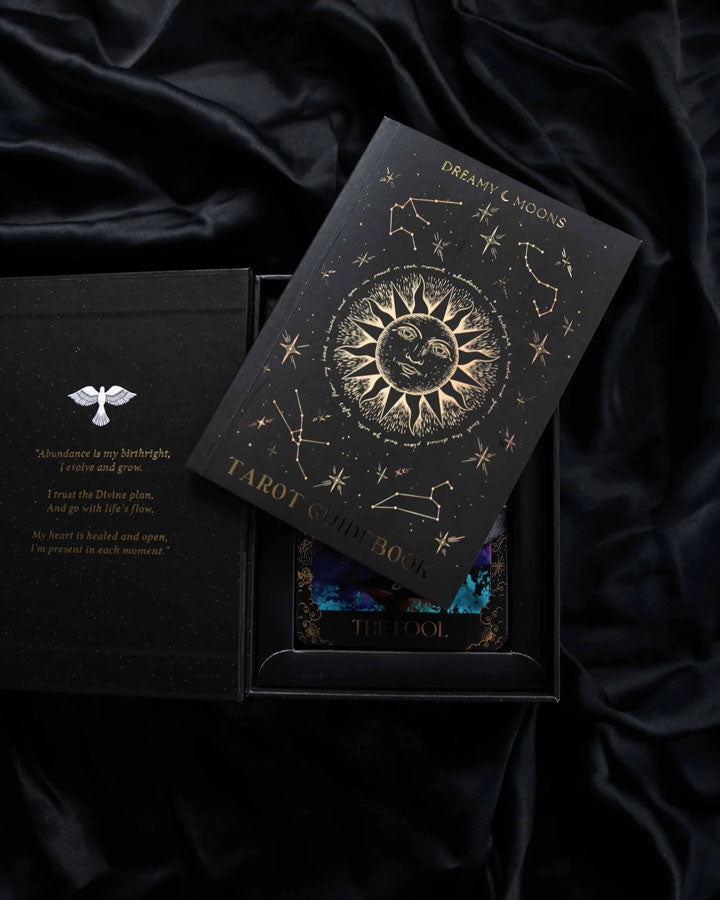 Dreamy Moons Tarot - Black