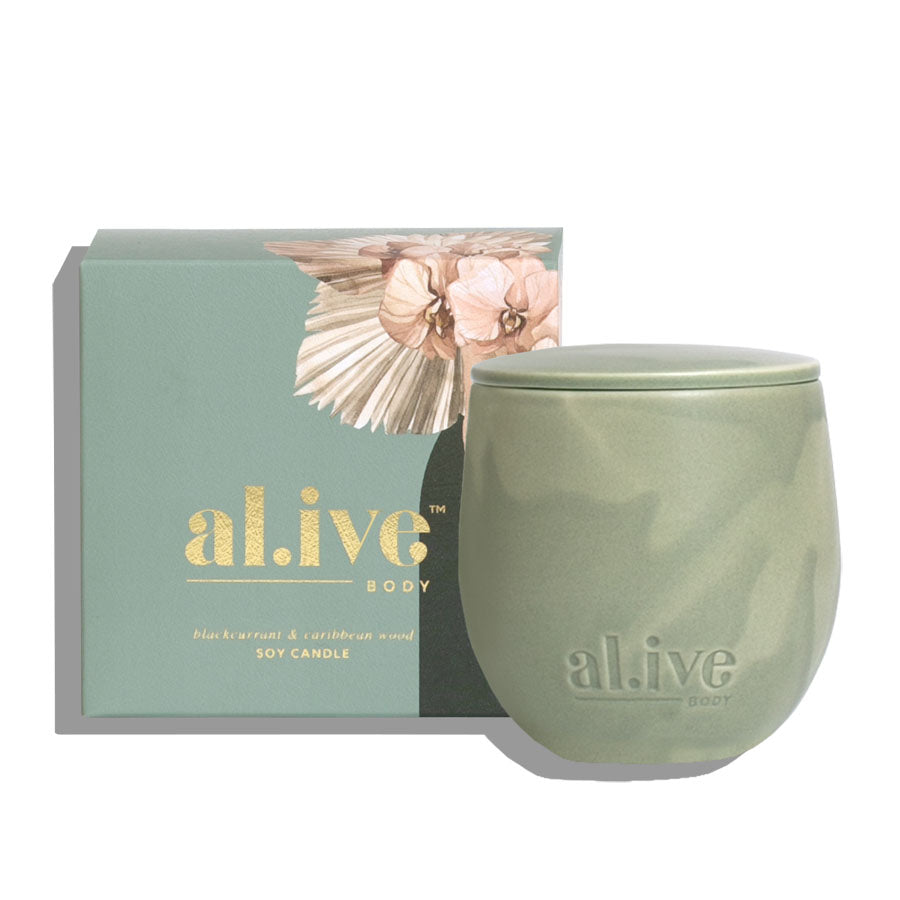 Soy Candle - Blackcurrant & Caribbean Wood