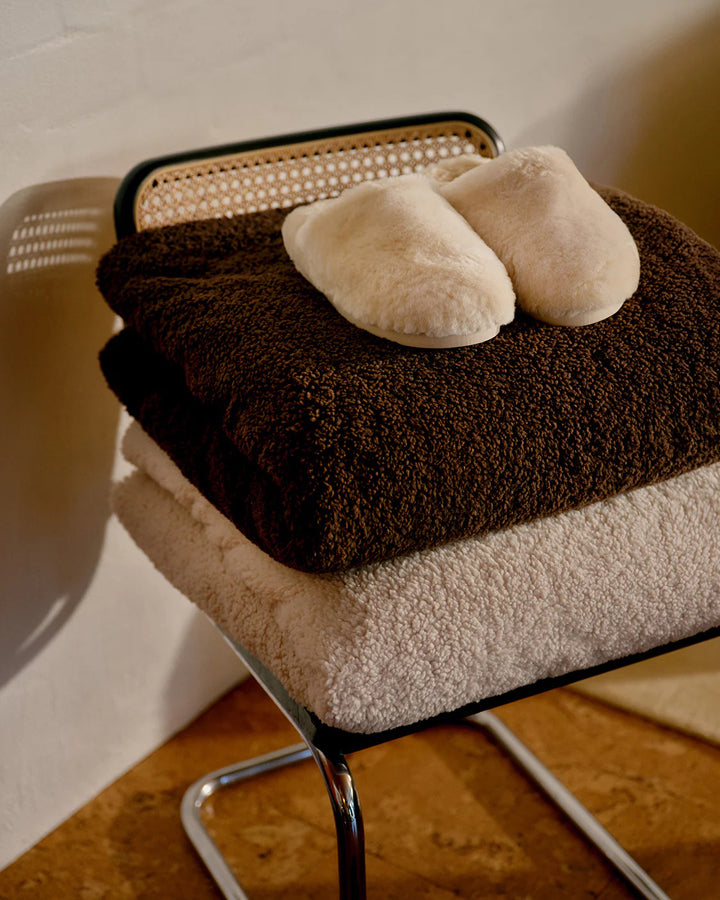 Hommey Sheepskin Slippers - Cream