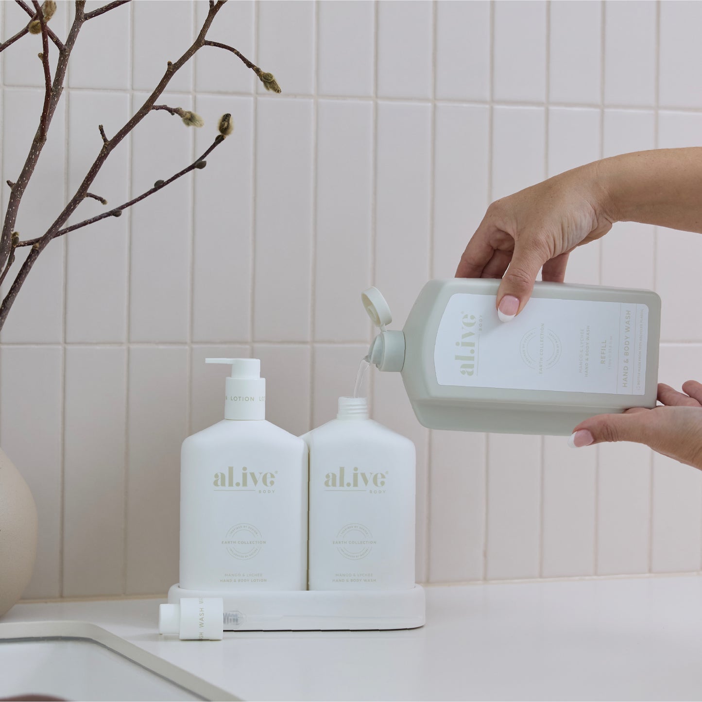 1 Ltr Hand & Body Wash Refill - Mango & Lychee