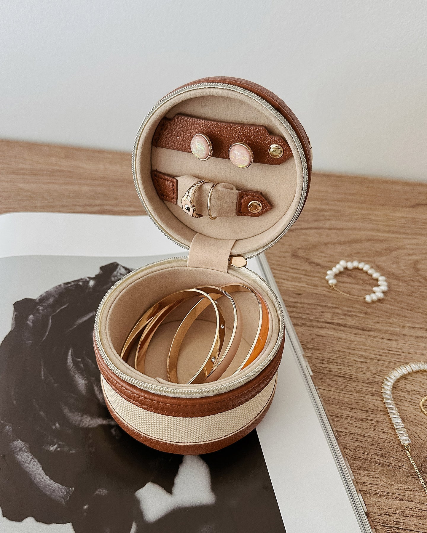 Loz Vanilla Jewellery Box - Canvas/Tan