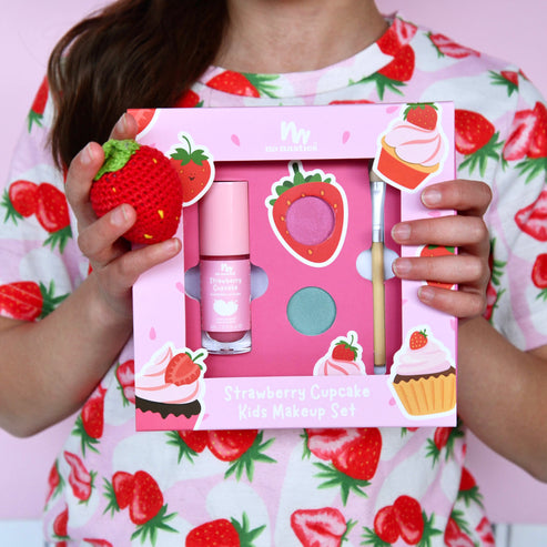 No Nasties Natural Makeup Gift Set - Strawberry Cupcake