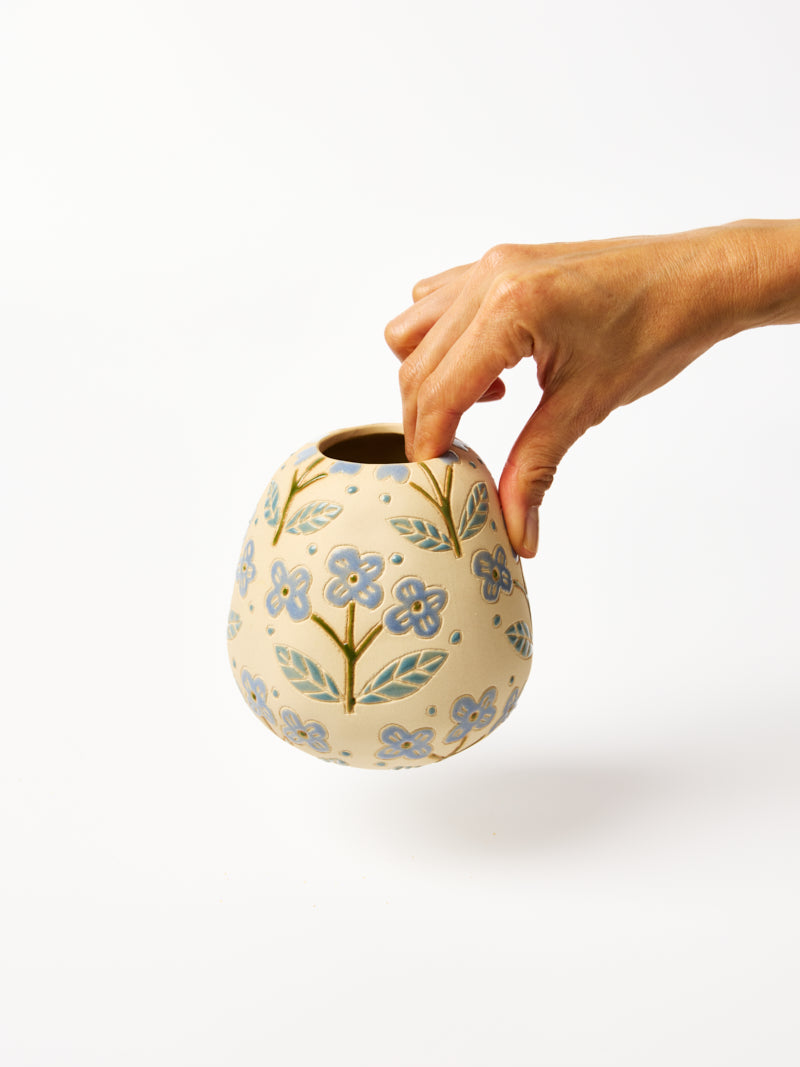 Pollen Vase - Blue Floret